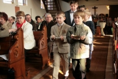 2013-04-21 Erstkommunion Eilsleben 045