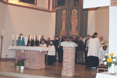 image015