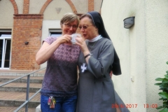 image038