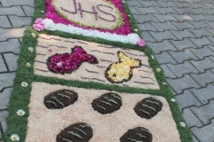 image001