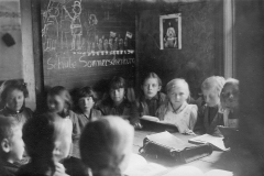 004.Sommerschenburg, Schulkindern - 1932