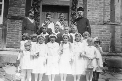 008.Sommerschenburg, Erstkommunionkinder - 28.05.1933