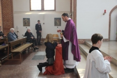 image043