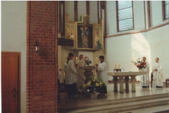 image015