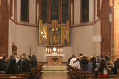 image025